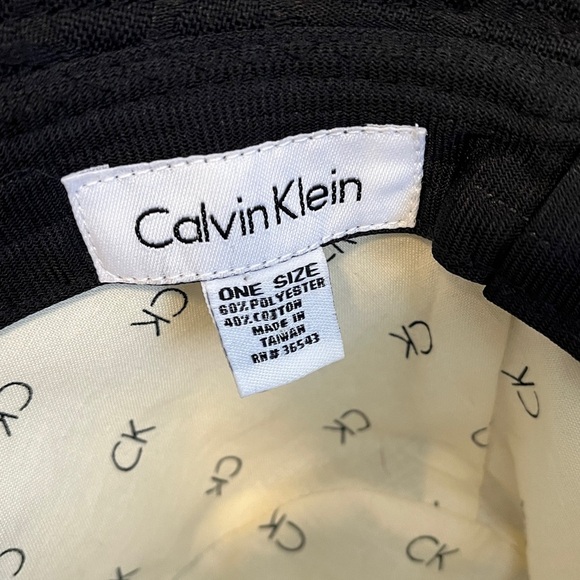 Calvin Klein NWOT Black Monogram Fedora Hat, 24" - Picture 8 of 8